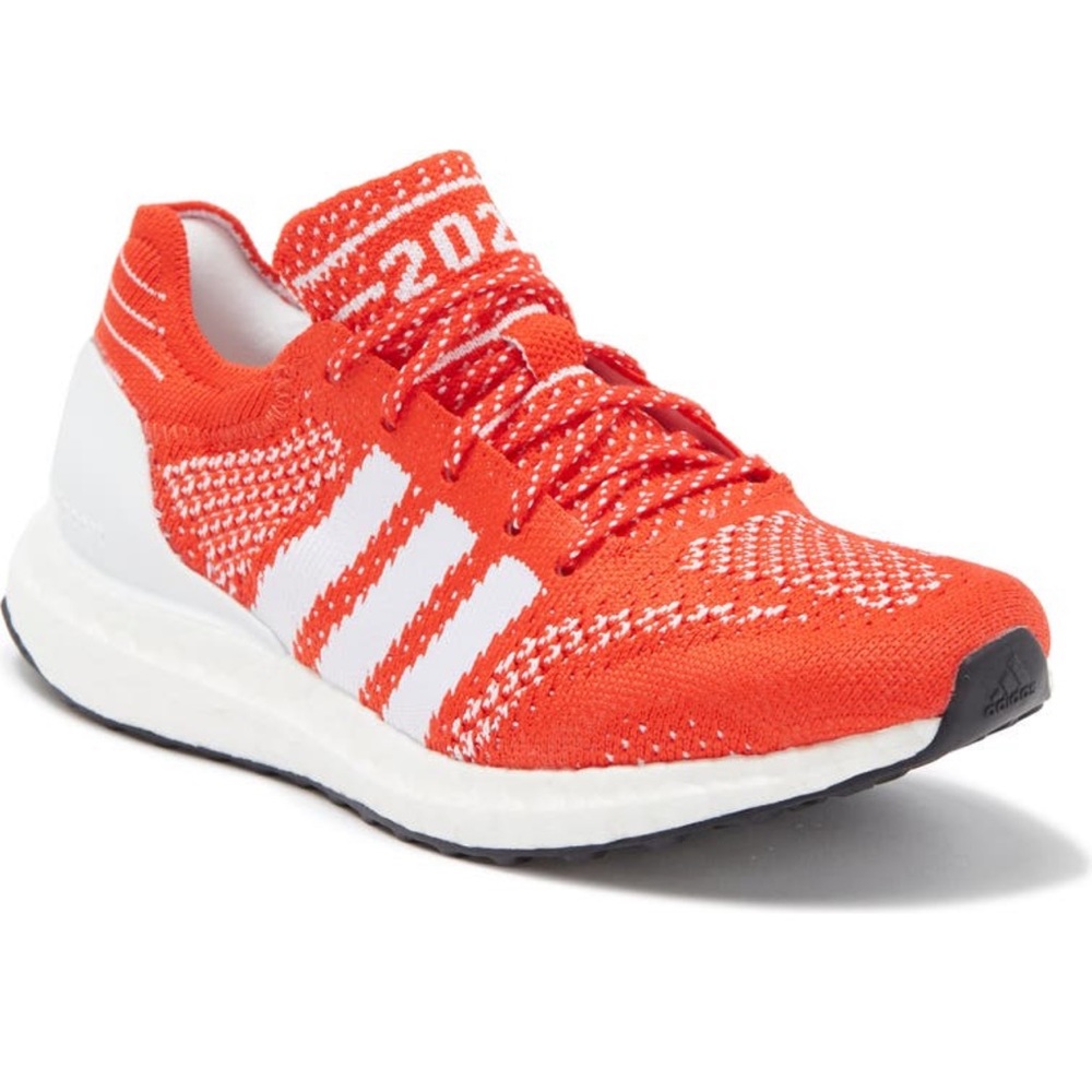 🔥🔥ADIDAS UNISEX UltraBoost DNA Sneaker